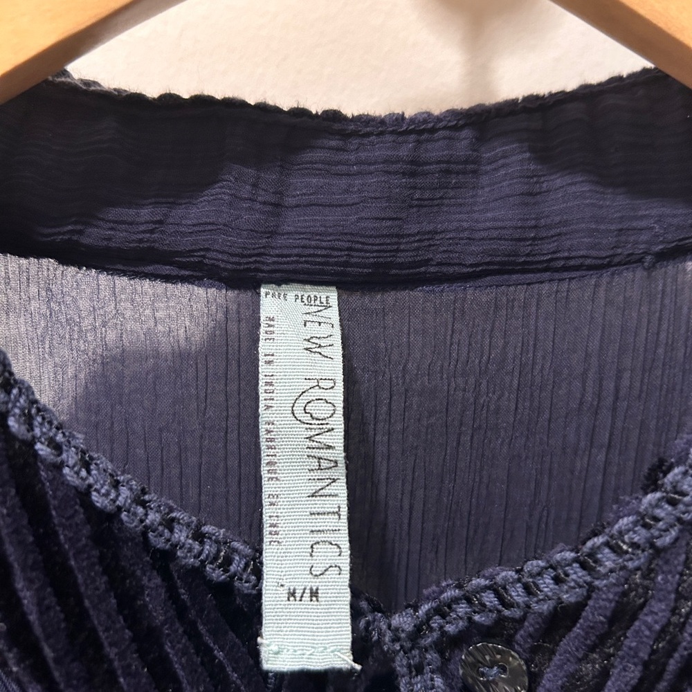 FP Romantics button down - Picture 3 of 3